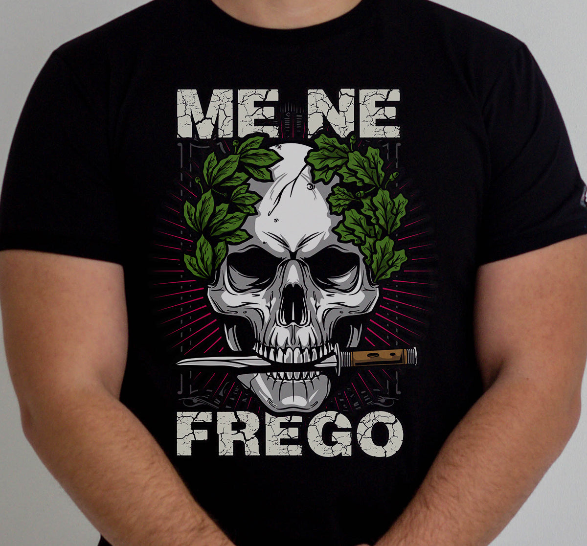T-shirt “Me ne freg”